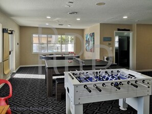 Spielezimmer