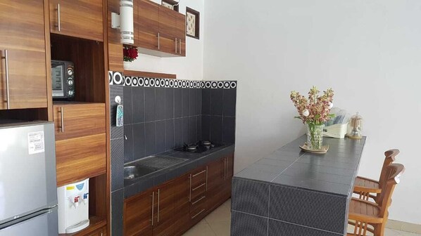 Fridge, oven, stovetop - 2 Bedrooms Villa in Nice Green Environment (tabanan)