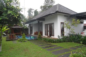 Pool - 2 Bedrooms Villa in Nice Green Environment (tabanan)