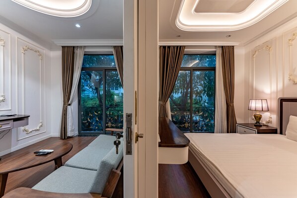 Signature Apartment | Premium bedding, memory foam beds, in-room safe, individually decorated - Ngan Ha Apartment 2 (Ho Chi Minh City)