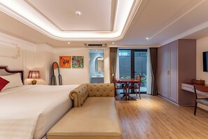 Apartamento básico | Ropa de cama de alta calidad, colchones viscoelásticos, caja fuerte