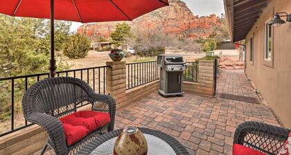 Walk to Trails! Sedona Casita w/ Fire Pit & Views