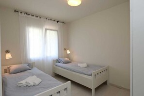 2 bedrooms, free WiFi, bed sheets - Apartment Karla (39071-A1) (Silo - island Krk)