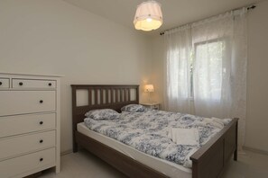 2 soverom, internettilgang og sengetøy