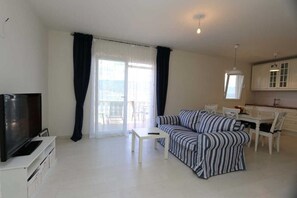 TV - Apartment Karla (39071-A1) (Silo - island Krk)