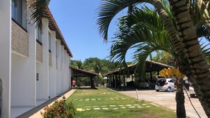 Property grounds - Village Shallon in Porto de Sauipe - Nature and Leisure! (ENTRE RIOS)