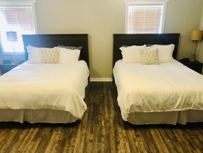 4 habitaciones, tabla de planchar con plancha y wifi gratis 