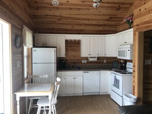 Fridge, microwave, oven, stovetop - Moonlight Suite 196* (New Bern)