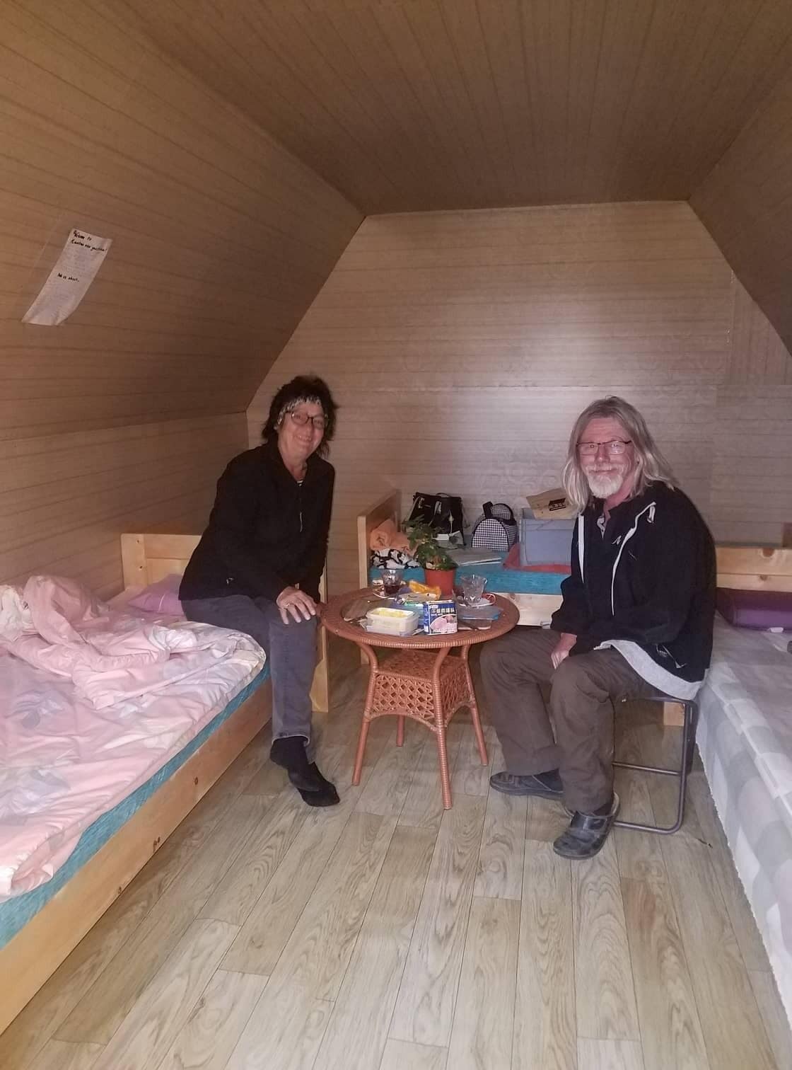 Dobbelt- eller tomannsrom – basic | Wi-fi (inkludert)