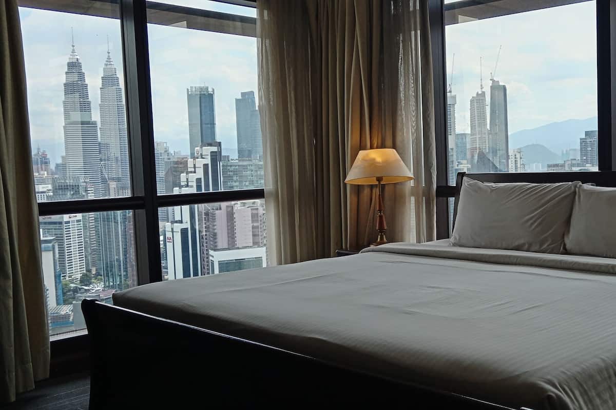 Family Apartment, 2 Bedrooms, City View | Bathroom | Deep soaking tub, free toiletries, hair dryer, slippers