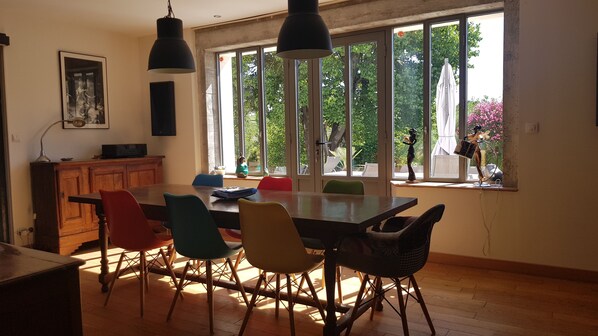 Dining - HOUSE NEAR COGNAC (Bonneuil)