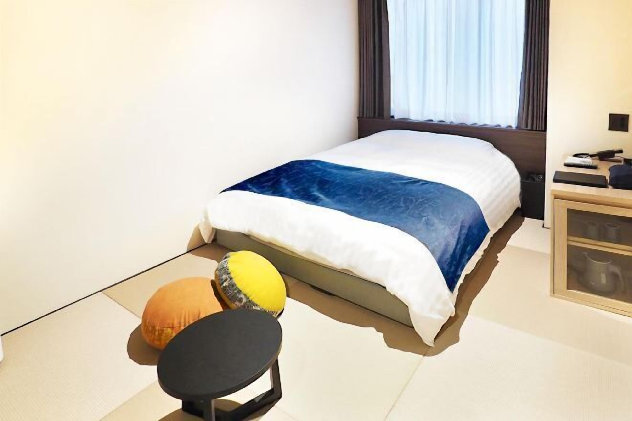 Blackout drapes, iron/ironing board, free WiFi, bed sheets