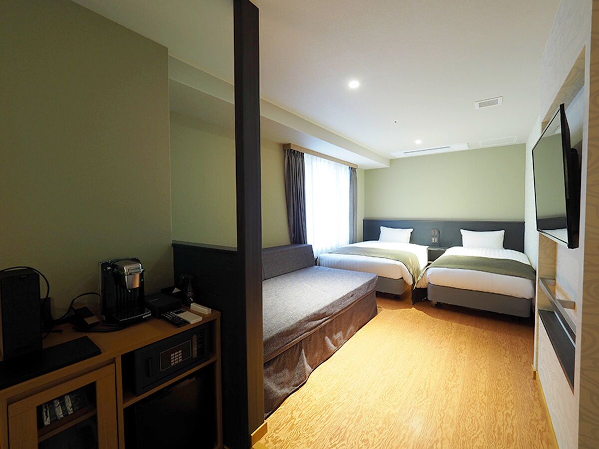 Camera Basic con 2 letti singoli | Tende oscuranti, ferro/asse da stiro, Wi-Fi gratuito, lenzuola