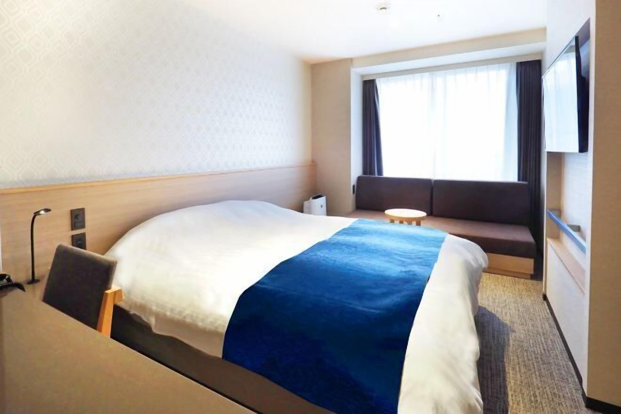 Blackout drapes, iron/ironing board, free WiFi, bed sheets