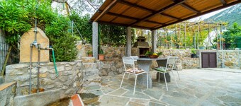 Casa Pepe in Pomonte large outdoor spaces and parking a few steps from the beach