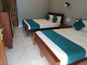 Escritorio, sistema de insonorización, wifi gratis