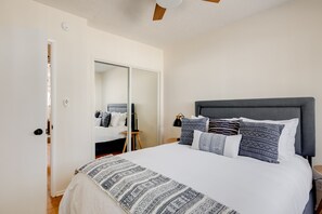 1 habitación, tabla de planchar con plancha, wifi y ropa de cama 