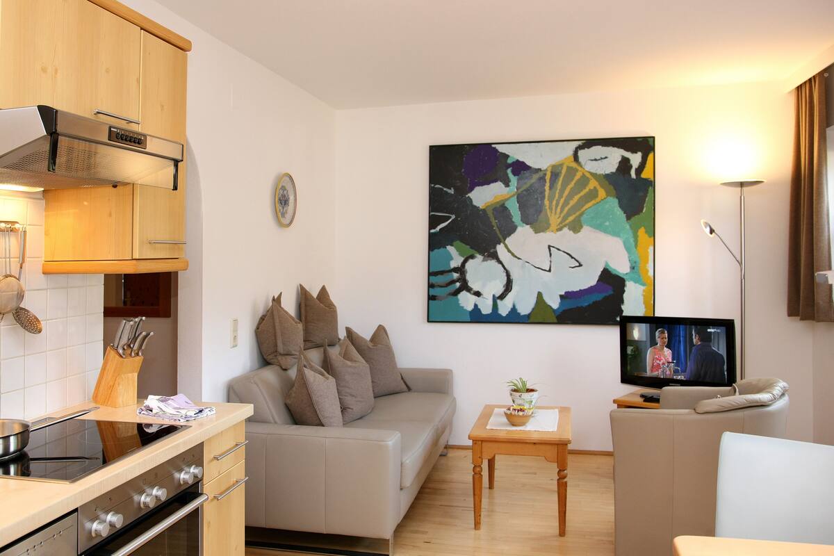 Apartment, 3 Bedrooms | Private kitchen