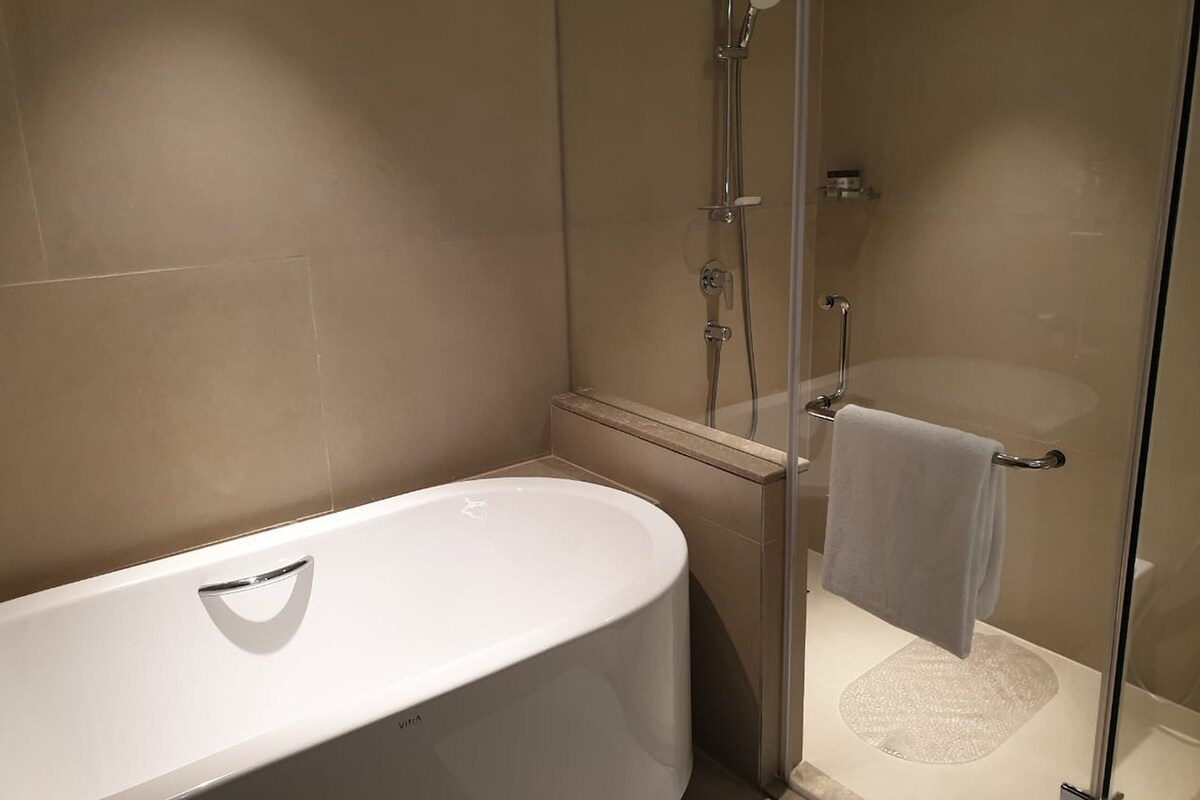 Suite, 1 Bedroom, Balcony (Balcony) | Room amenity