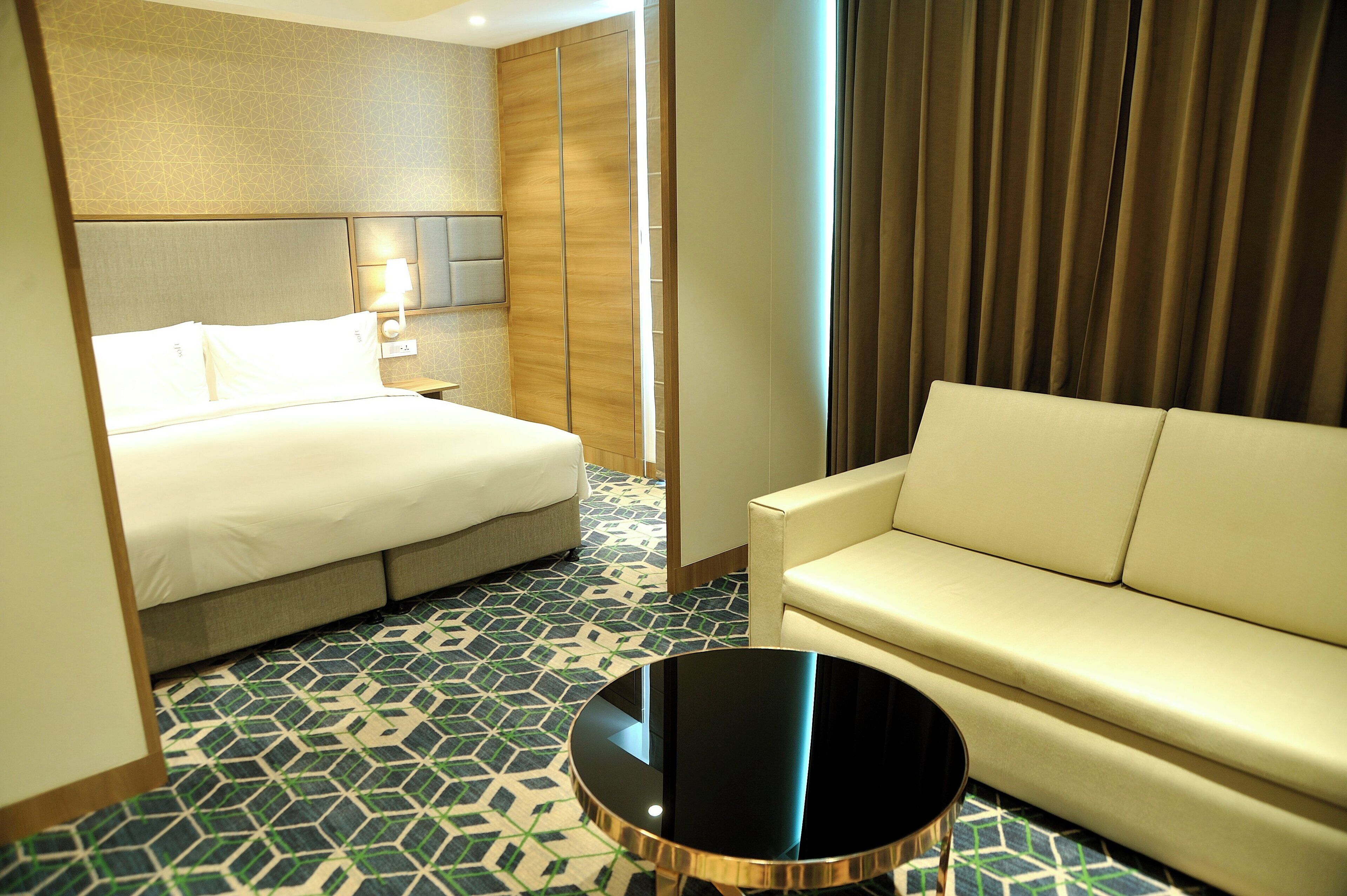Suite, 1 Bedroom, Balcony (Balcony) | Premium bedding, memory foam beds, minibar, in-room safe