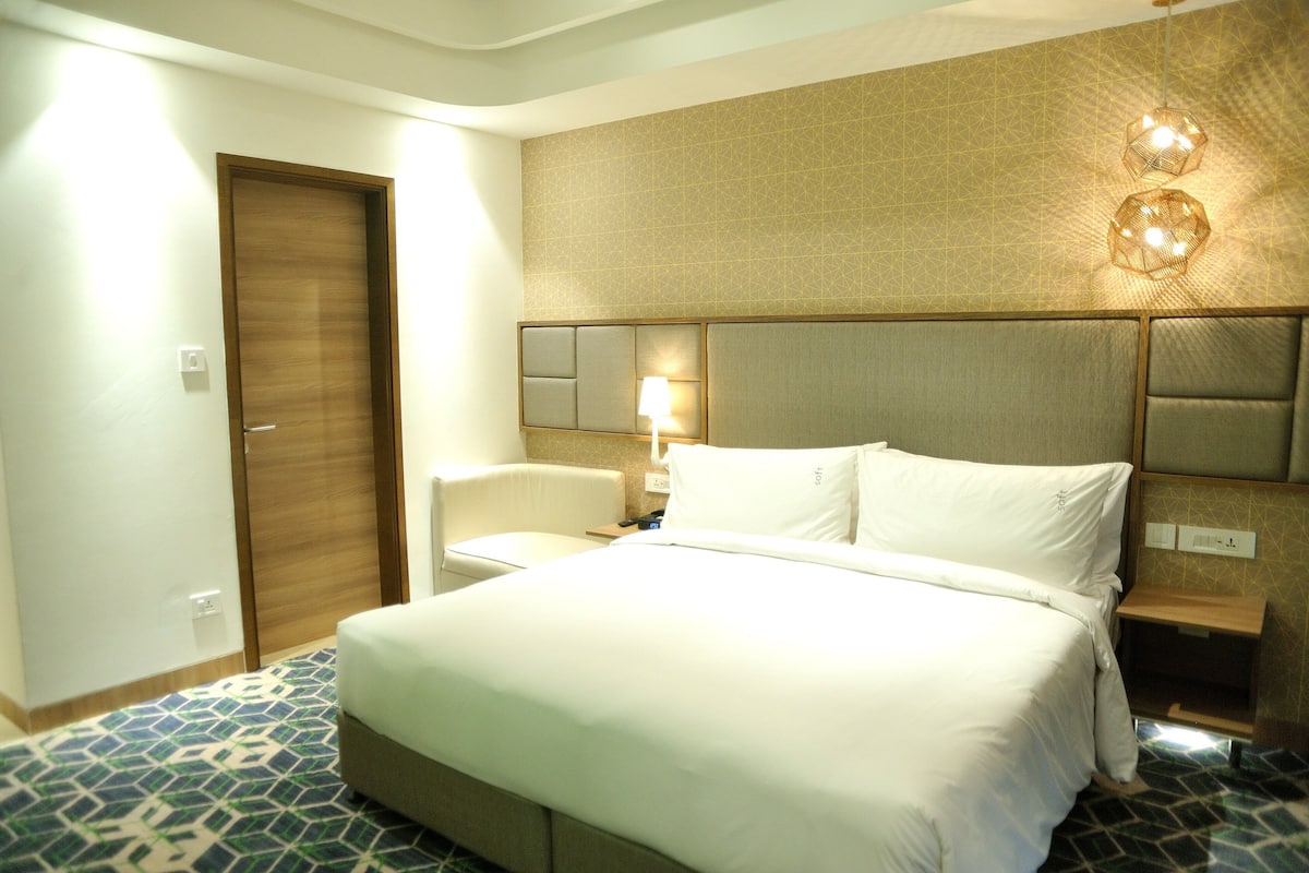 Premium bedding, memory-foam beds, minibar, in-room safe