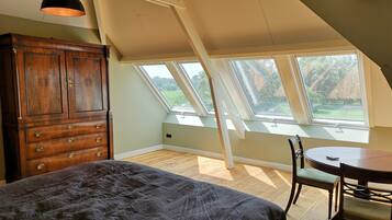 3 間睡房、熨斗/熨衫板、Wi-Fi、床單