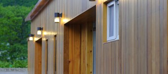 Bluemoon Guest House - Hostel