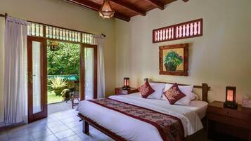 6 makuuhuonetta, silitysrauta/-lauta, ilmainen Wi-Fi, vuodevaatteet