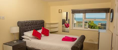 3 camere, ferro/asse da stiro, Wi-Fi, lenzuola