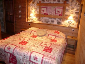 3 habitaciones, wifi gratis y ropa de cama 