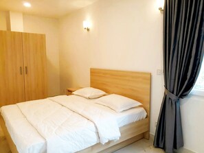 Studio – comfort | Allergitestet sengetøy, safe på rommet, skrivebord og wi-fi (inkludert)