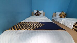 Free WiFi, bed sheets