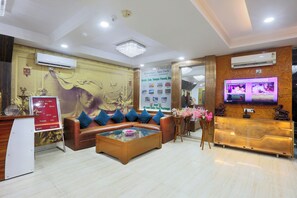 Coin salon dans le hall