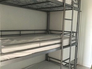 2 bedrooms