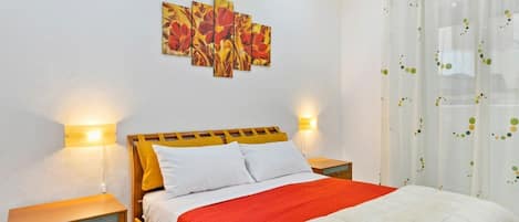 2 bedrooms
