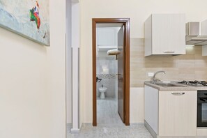 Fridge, oven, dining tables