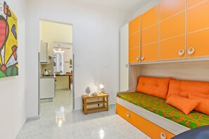 2 bedrooms