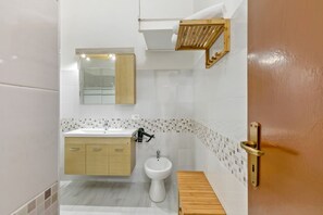 Shower, bidet