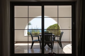 Bangalô família | 1 quarto, frigobar, cofres nos quartos, quartos à prova de som