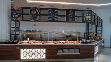 4 Restaurants, Frühstück