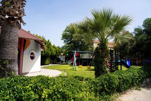 Utendørs lekeområde for barn