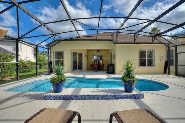 Outdoor pool, a heated pool