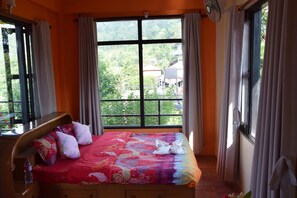 2 bedrooms, WiFi - Enjoy your stay with the view of himlaya  with peaceful environent (Pumdi Bhumdi)
