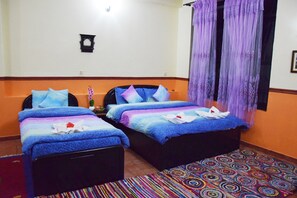 2 bedrooms, WiFi - Enjoy your stay with the view of himlaya  with peaceful environent (Pumdi Bhumdi)