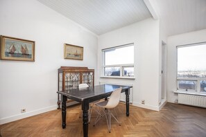 Dining - Scandinavian style apartment (RVK)