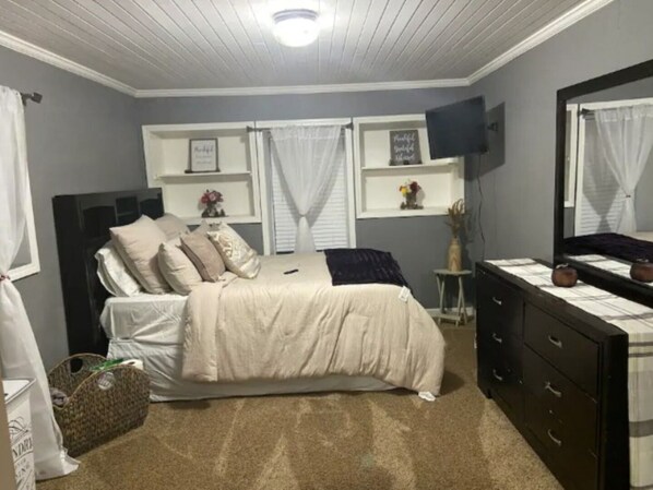 1 chambre, fer et planche à repasser, Wi-Fi, draps fournis