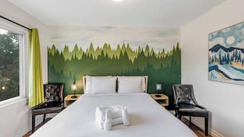 2 bedrooms, iron/ironing board, bed sheets
