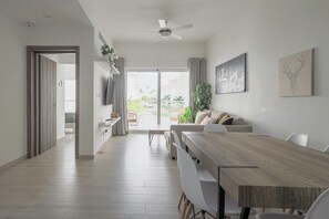 Interior - Playa Coral F23 LO_200Mbps_Private Beach Access_Pools (Bavaro-Punta Cana)