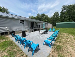 Outdoor dining - Superior Adventures — Luxury 80-Acre Executive Retreat (Shingleton)