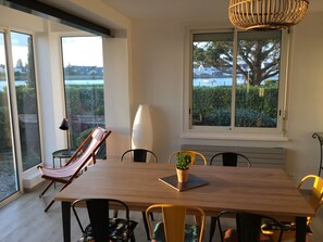 Dining - Riantec house with full sea view for 8 people (Riantec)